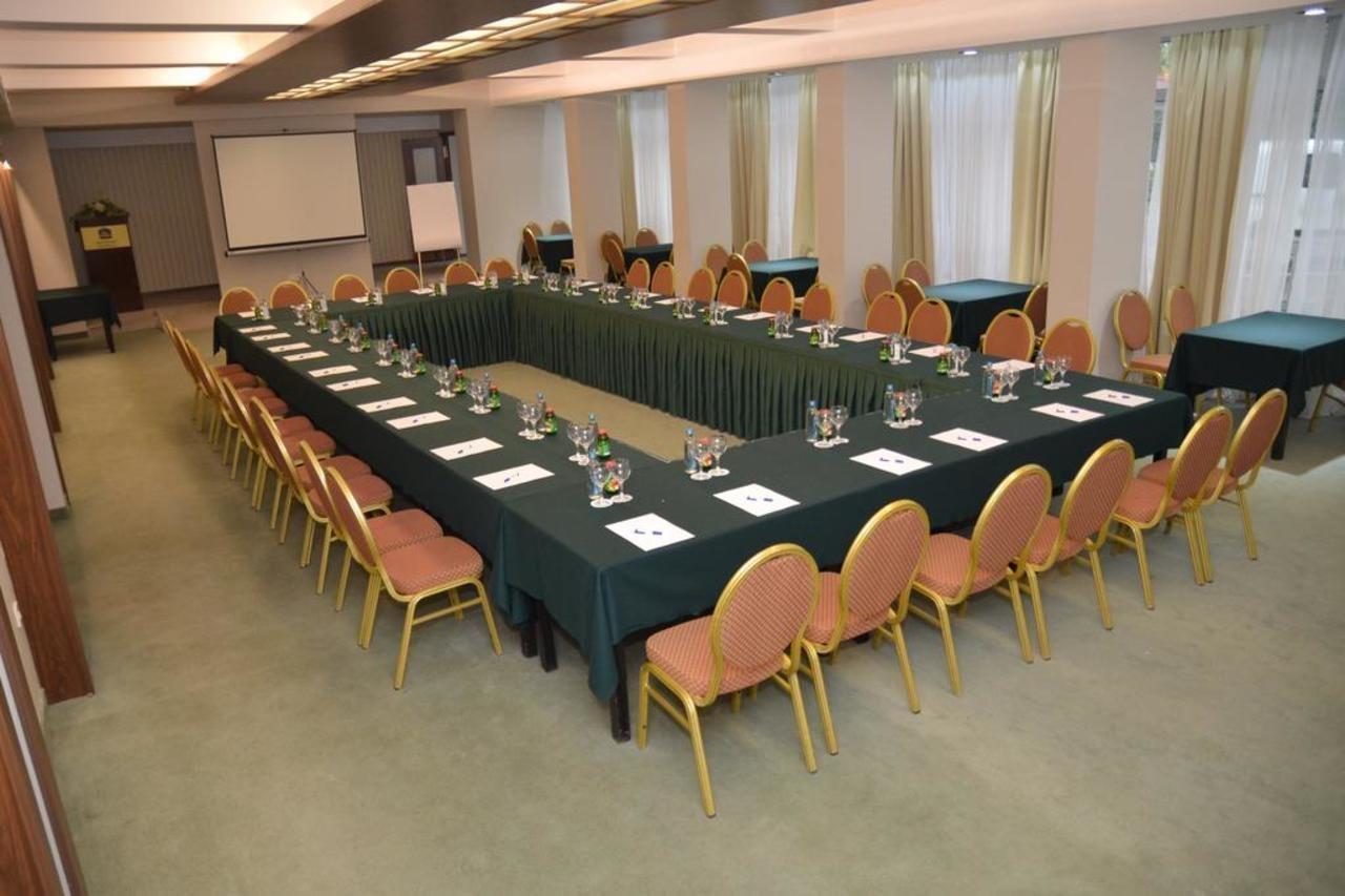 סקופיה Hotel Bellevue מראה חיצוני תמונה
