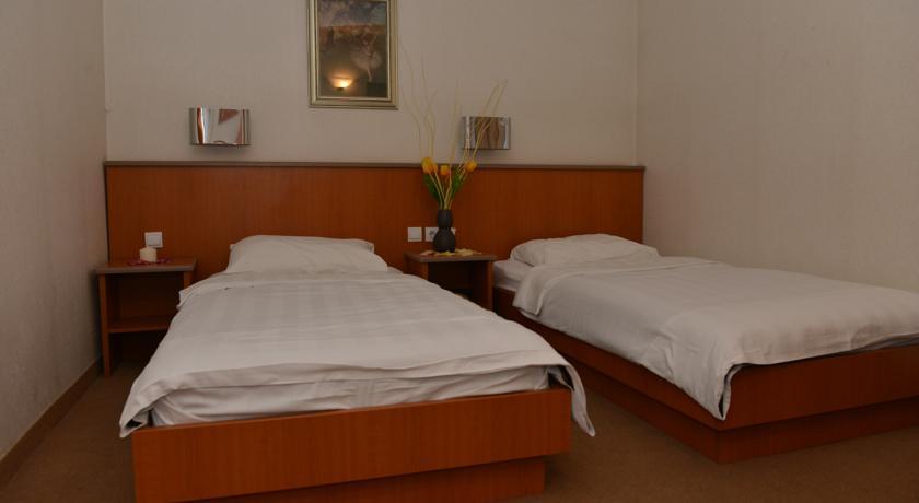 סקופיה Hotel Bellevue מראה חיצוני תמונה