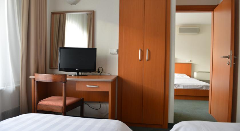 סקופיה Hotel Bellevue מראה חיצוני תמונה