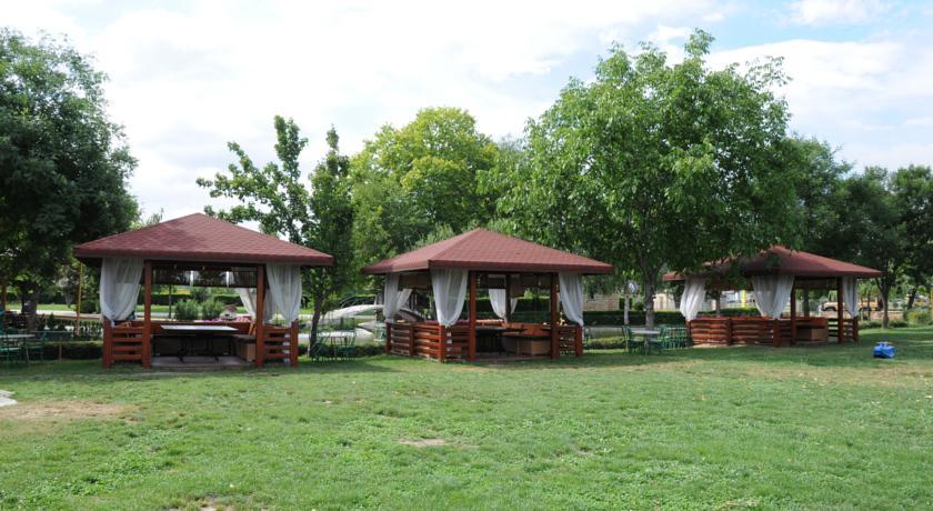 סקופיה Hotel Bellevue מראה חיצוני תמונה