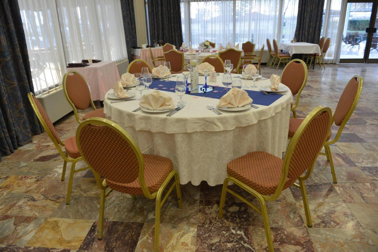 סקופיה Hotel Bellevue מראה חיצוני תמונה